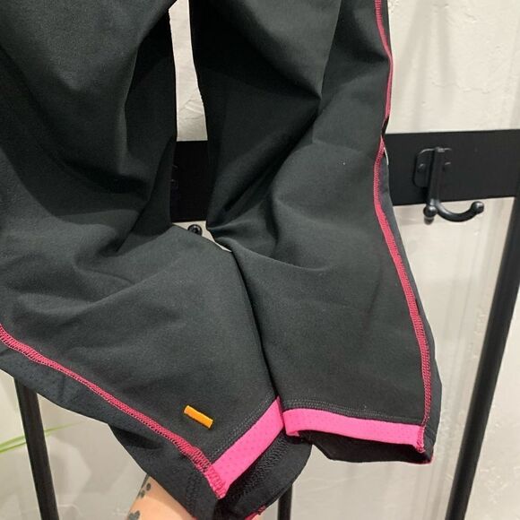 Lucy bike shorts black pink size small petite - Picture 8 of 8